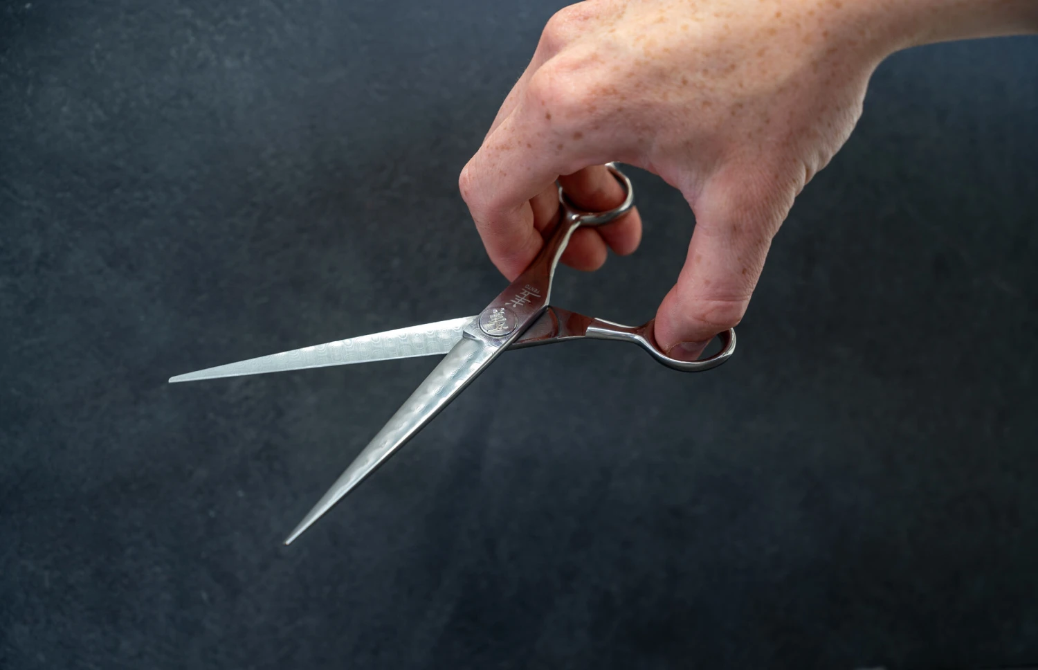 Yento Damascus Series Limited Edition 19cm - 7,5" Straight Scissors 3 Yento Damascus Series Limited Edition 19cm - 7,5" Straight Scissors - Image 3