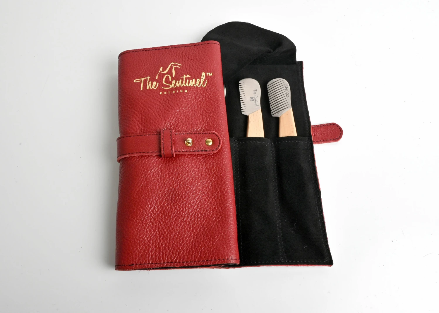 The Sentinel Leather Pouch Ruby Red S 9 The Sentinel Leather Pouch Ruby Red S - Image 9